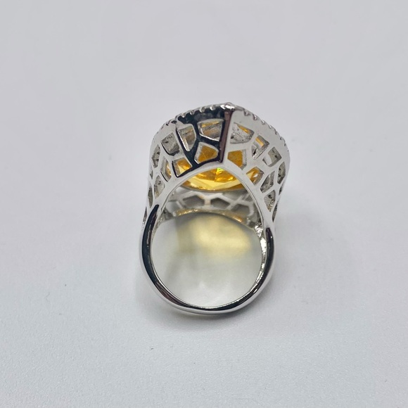 Citrine & Sterling Silver Ring 6 - Picture 4 of 7